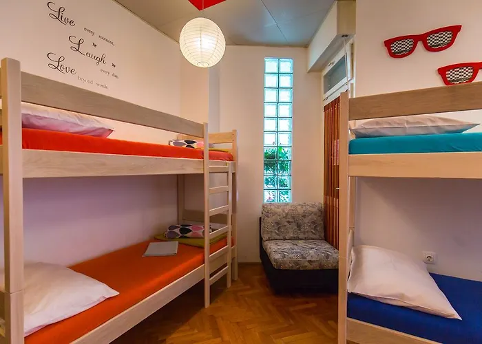 Hostel Sol Garden - With A Soul