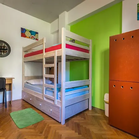 Crazy House *
