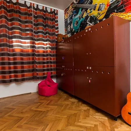 Crazy House * Pula