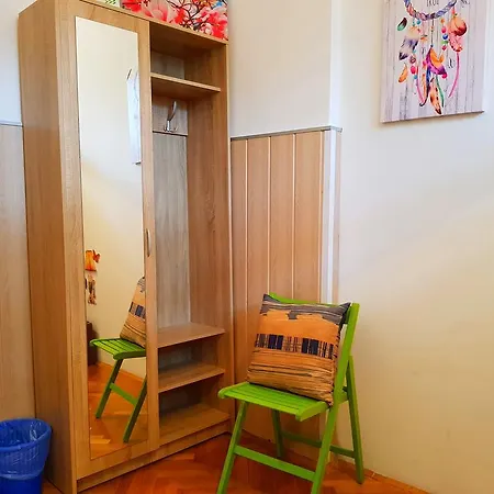 Crazy House *