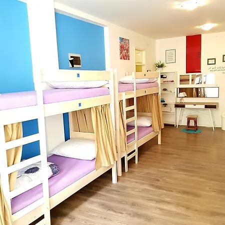 Crazy House Hostel Pula