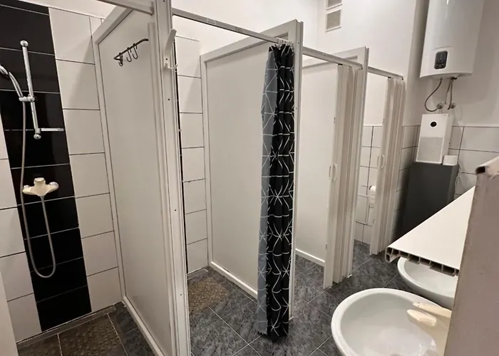 Hostel Sol Garden - With A Soul Pula