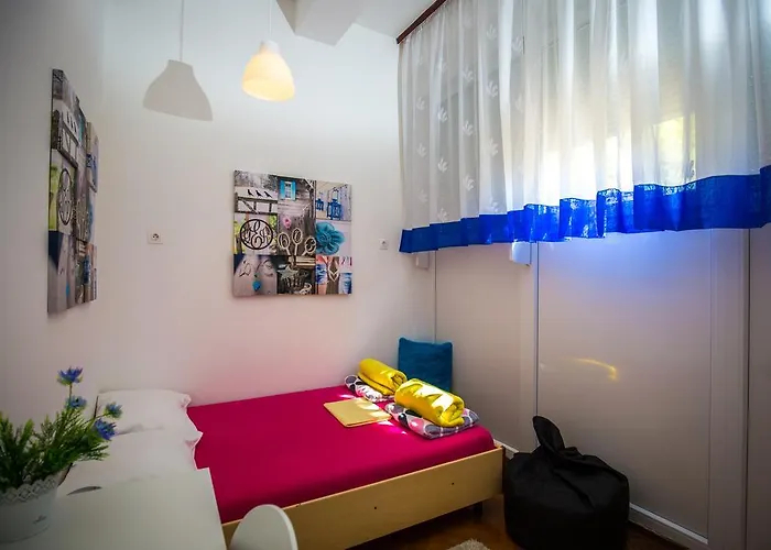 Hostel Sol Garden - With A Soul *