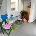 Albergue Sol Garden - With A Soul *