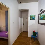 Albergue Sol Garden - With A Soul Pula