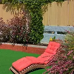 Hostel Sol Garden - With A Soul