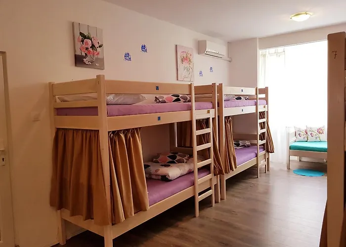 Hostel Sol Garden - With A Soul *